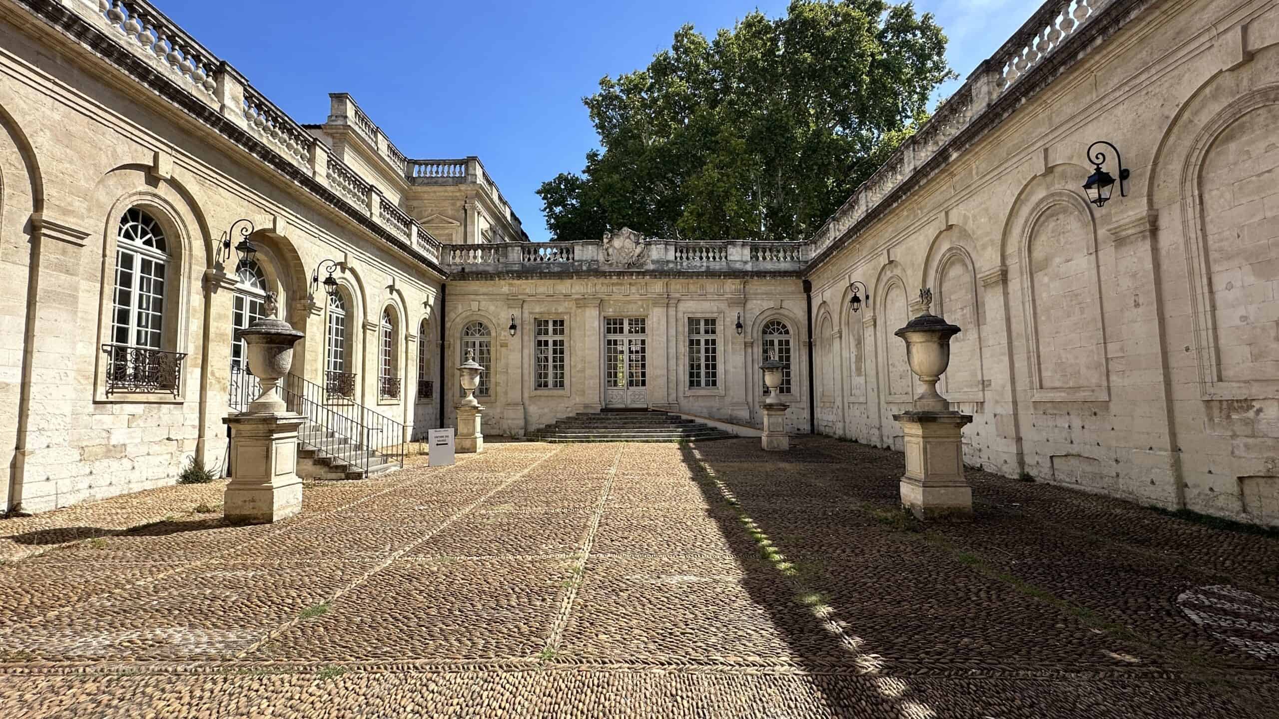 The courtyard of Musee Calvet